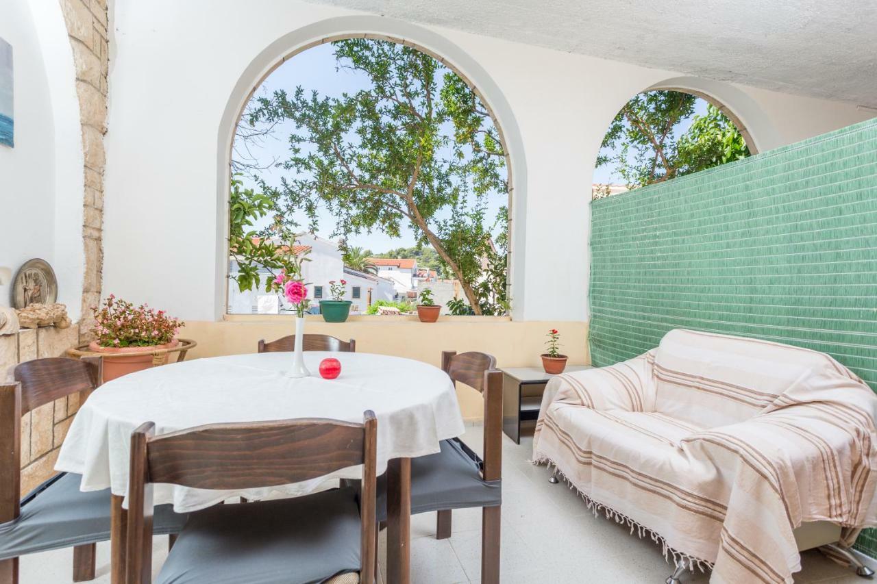 Apartment Branka Kustura 2 Hvar Town Exteriör bild